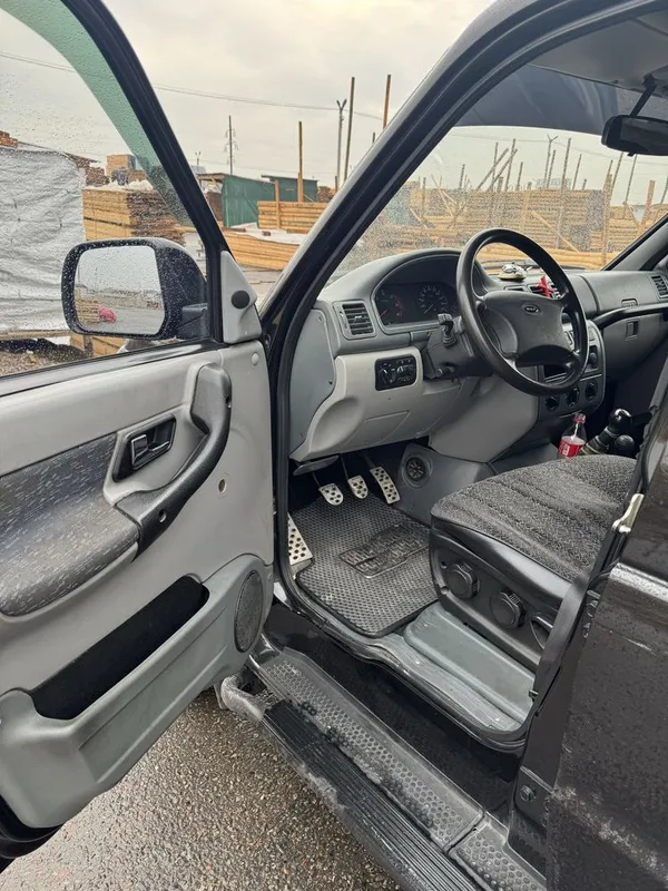 UAZ PATRIOT DIZIEL IVECO. Moshina xolati alo darajada — фото 3