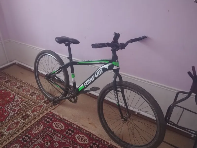 velik satiladi 300 ming sum srojni 2