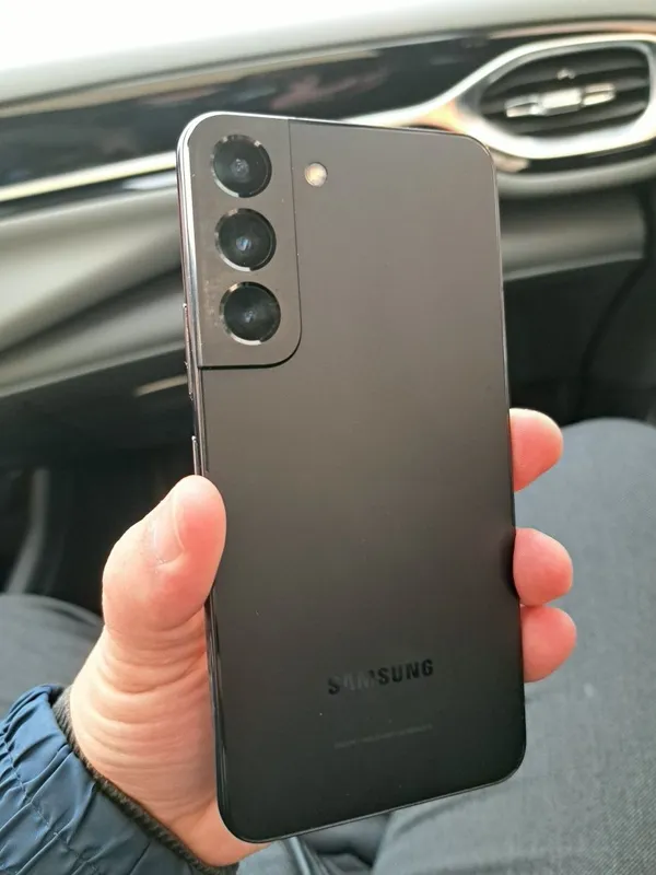 Samsung S22 Plus, память 8/128GB 1