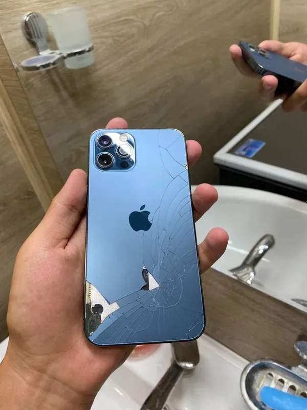 IPhone 12 pro Samarqand abmen bor iphonega 4