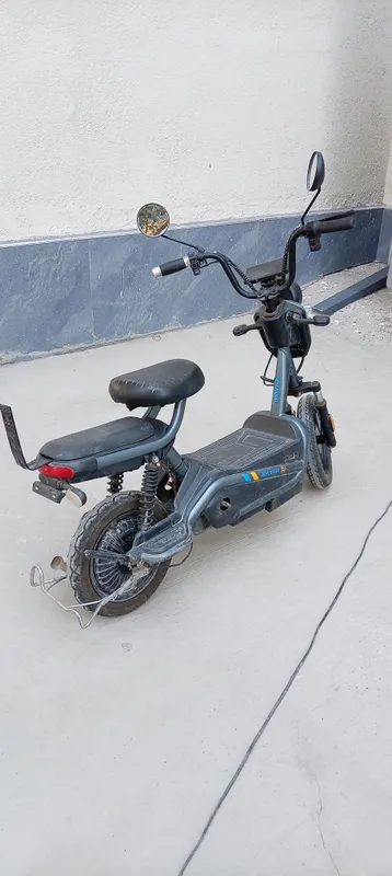 Elektroskuter 1 Elektroskuter 1