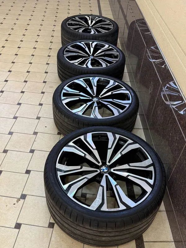 Bmw X7 Orginal diska balon yengi moshinadan yechilgan yurmagan 1 Bmw X7 Orginal diska balon yengi moshinadan yechilgan yurmagan 1