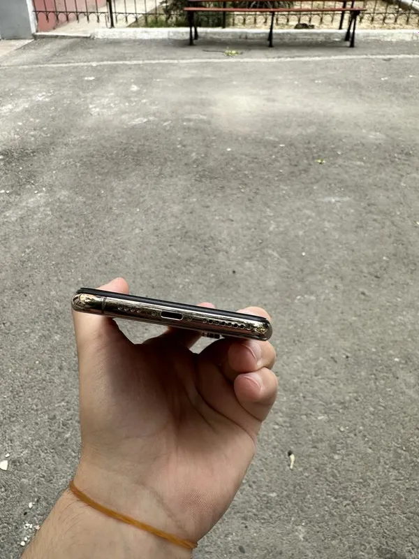 СРОЧНО продаеться iphone xs max — фото 5 СРОЧНО продаеться iphone xs max — фото 5