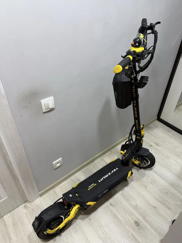 Электросамокат Teverun Blade Mini Ultra. 4