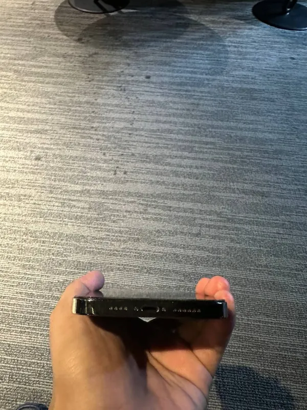 iPhone 12 Pro Max 5