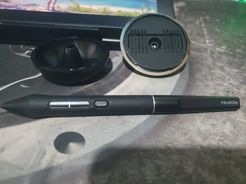 Huion Kamvas 13 Gen 3 sotiladi Графический планшет Продам Huion Kamvas 5