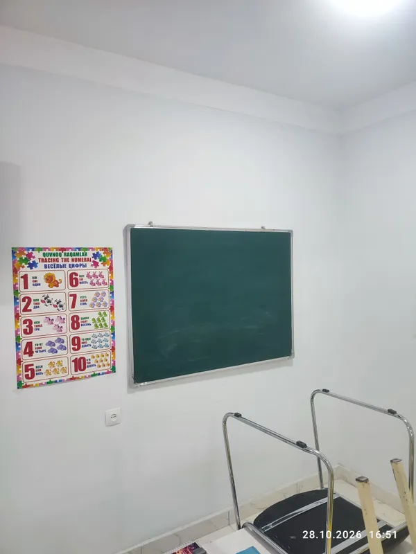 Продаются стол и стул, состояние идеальное, всего 20 штук 5 Продаются стол и стул, состояние идеальное, всего 20 штук 5