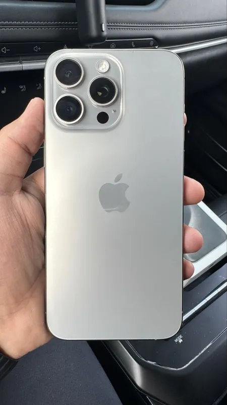 iPhone 15 Pro Max