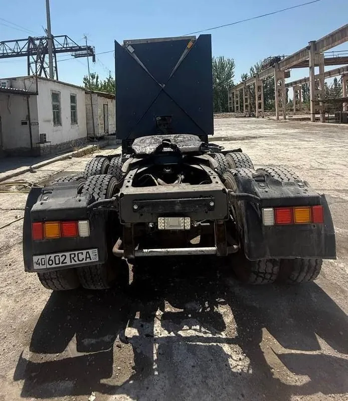 А6 HOWO газлик тягач сотилади 6 А6 HOWO газлик тягач сотилади 6