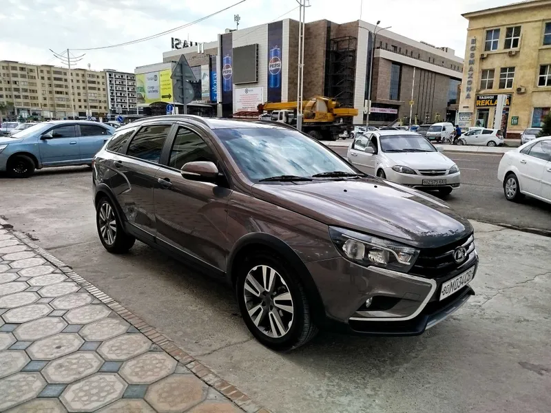 Лада Веста кросс св 1.8 — фото 3