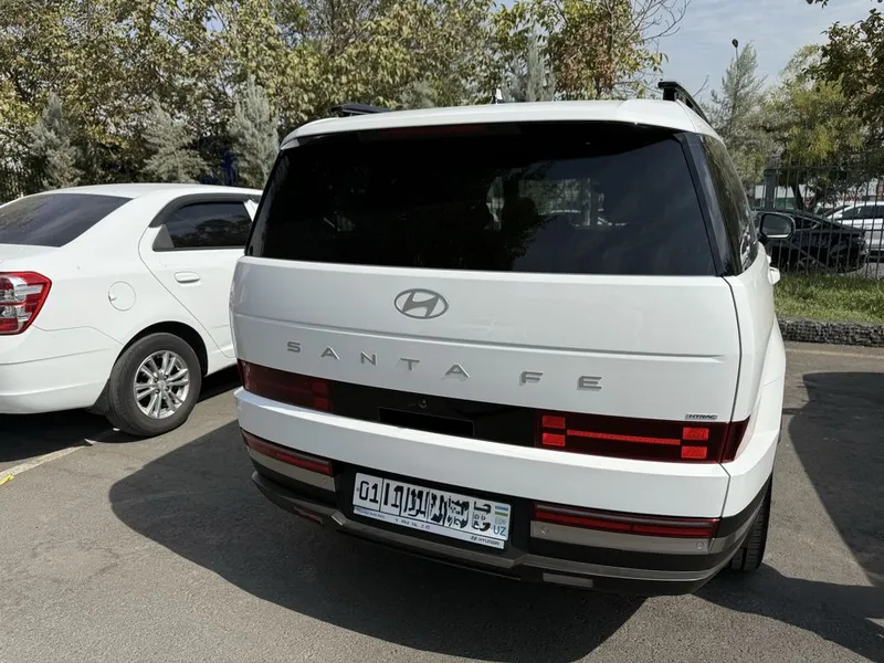 Hyundai sanfa fe 2025 — фото 2