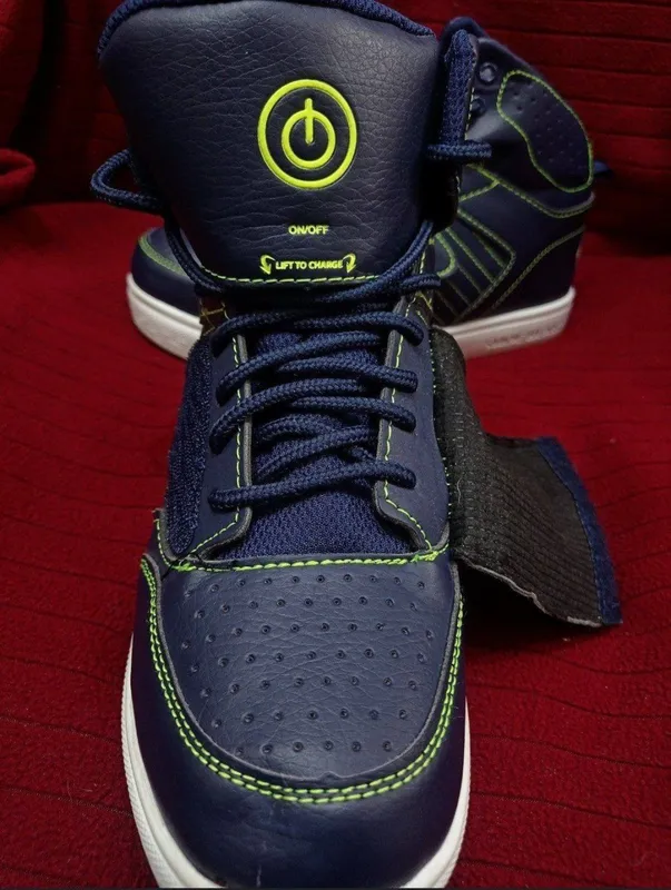 Из США, подростковая обувь, бренда BEATZ BOYS SHOES SZ24 BLUETOOTH — фото 4