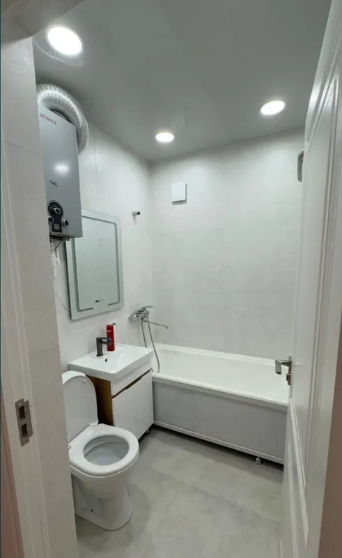 3-комнатная квартира, 71 м², Мирабад 8