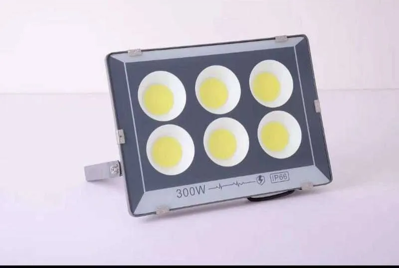Прожектор лед проектор 220ватт и Солар лед projektor led solnichniy — фото 7
