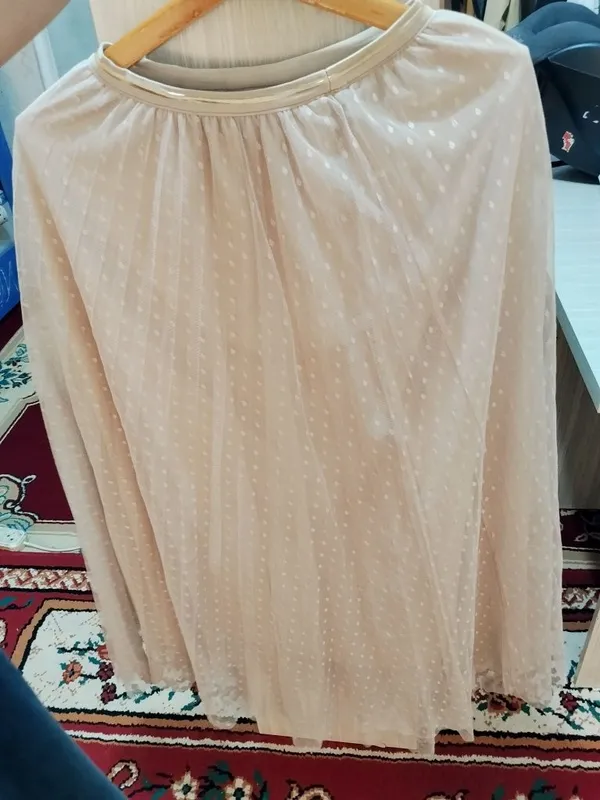 Rubashkalar va yubka sotiladi 4