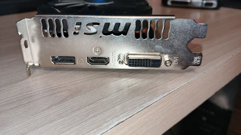 Видеокарта MSI GeForce GTX — фото 4
