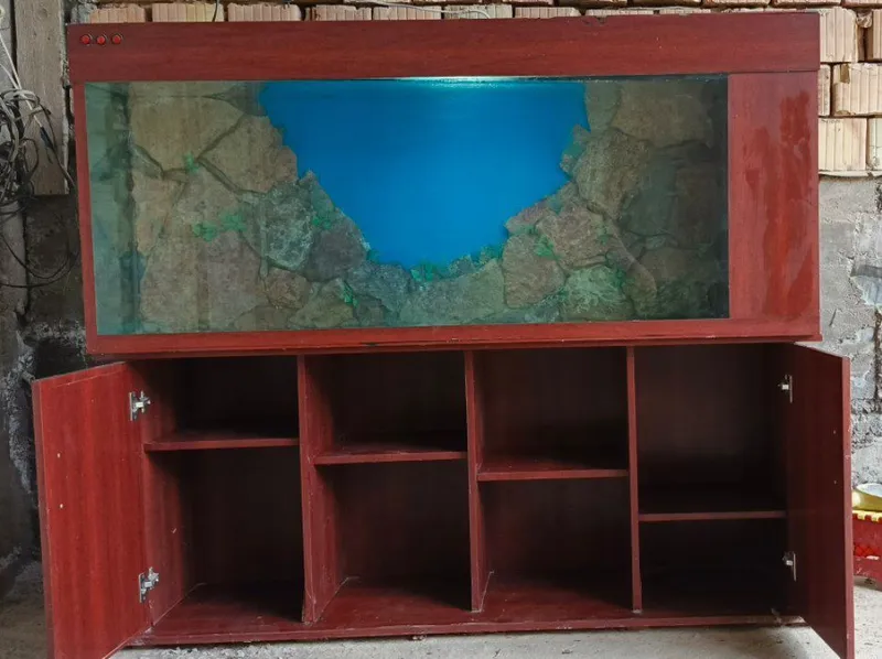 400 litrli Akvarium sotiladi