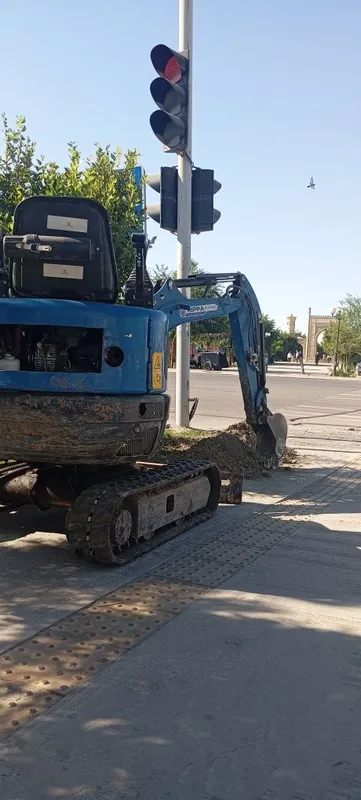 Mini ekskator xizmati