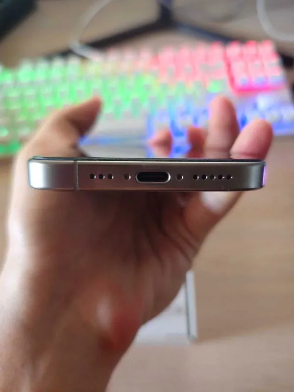 Iphone 15 pro 256GB CHA DUAL SIM + IMEI Natural Titanium 5 Iphone 15 pro 256GB CHA DUAL SIM + IMEI Natural Titanium 5