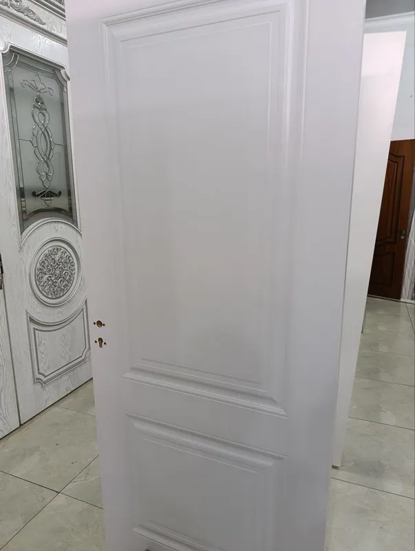 Har hil turdagi eshiklar sotiladi yangi 7