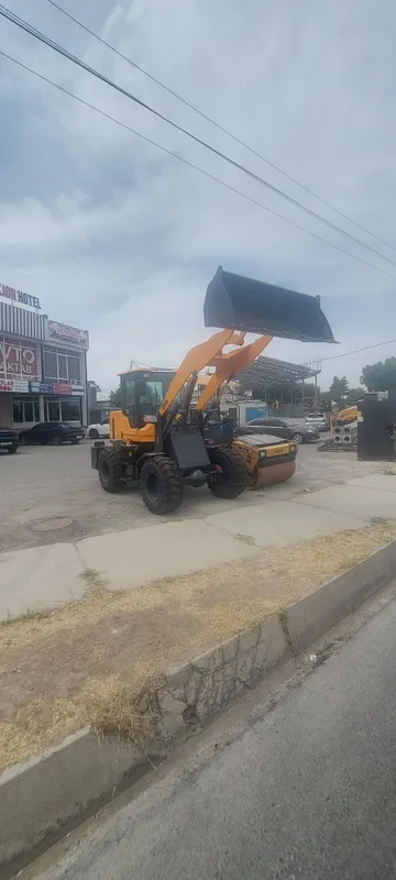 Автопогрузчик 1.5 куб объёма ковша — фото 1