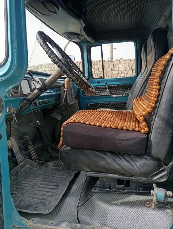 Zil sotiladi yaxshi holatda