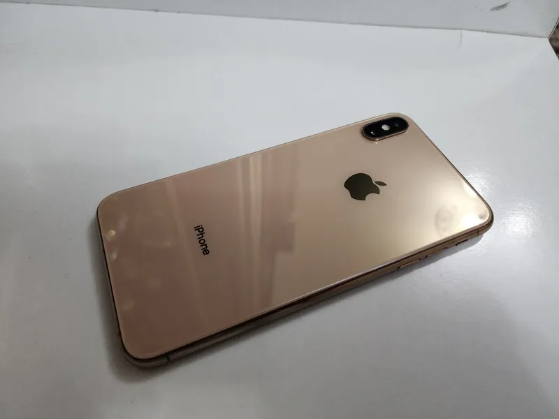 iphone Xs Max 64GB Gold ishlashi zor Xammayogi ish