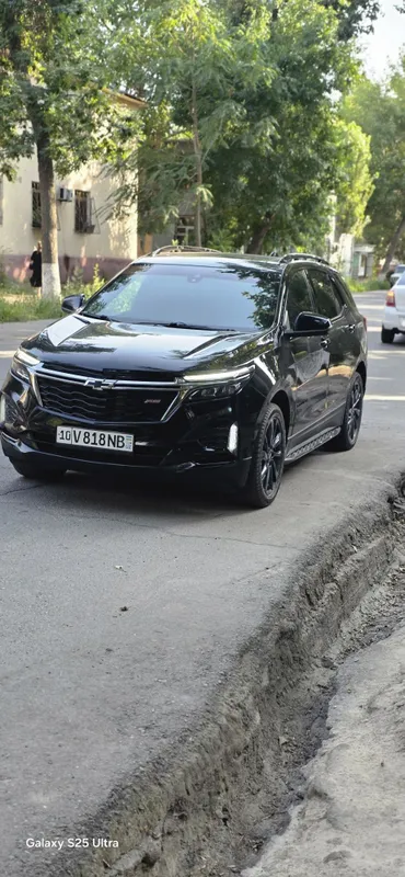 Chevrolet Equinox 1