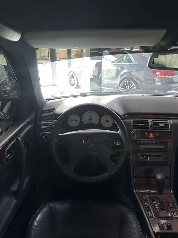 Mercedes Benz W210 4 Mercedes Benz W210 4