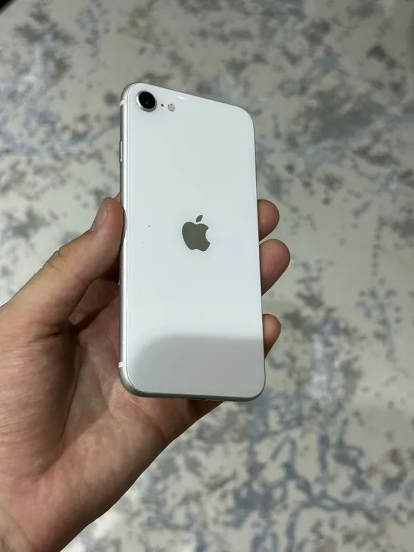 iPhone se 2020 64 gb 1