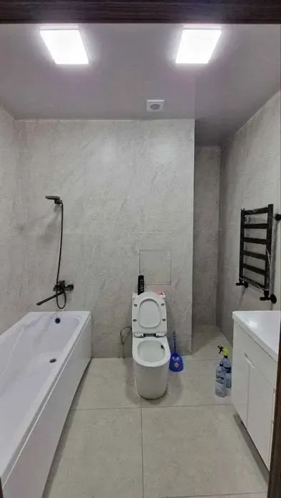 6-комнатная квартира, 200 м², Яккасарай 8