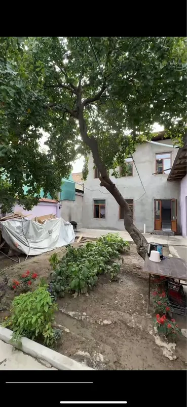 UCHASTKA SOTILADI srochna 159000$