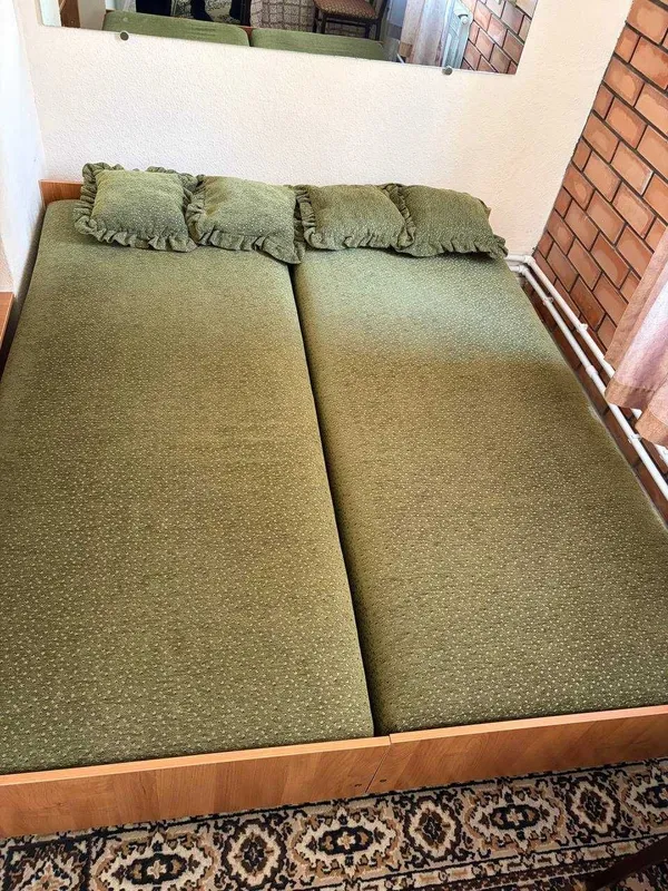 2 односпальные кровати, ширина0,85м длина2м открываются, Польша 2 односпальные кровати, ширина0,85м длина2м открываются, Польша