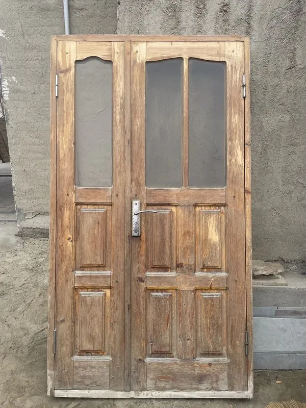 Двер в отличном сосотаяние 2