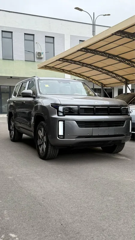 BEIJING BJ60 2024 модель 5 местный ВНЕДОРОЖНИК 1