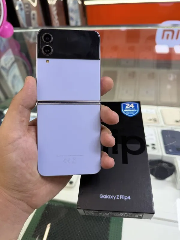 Z Flip 4 256 Aybi Ohirgacha yopilmidi 1 Z Flip 4 256 Aybi Ohirgacha yopilmidi 1
