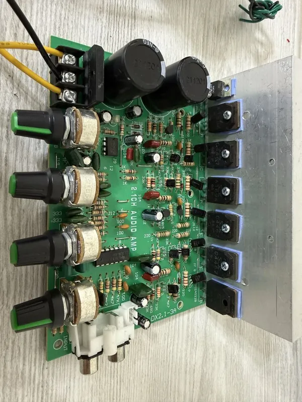 Усилитель звука 2.1 300 watt — фото 1