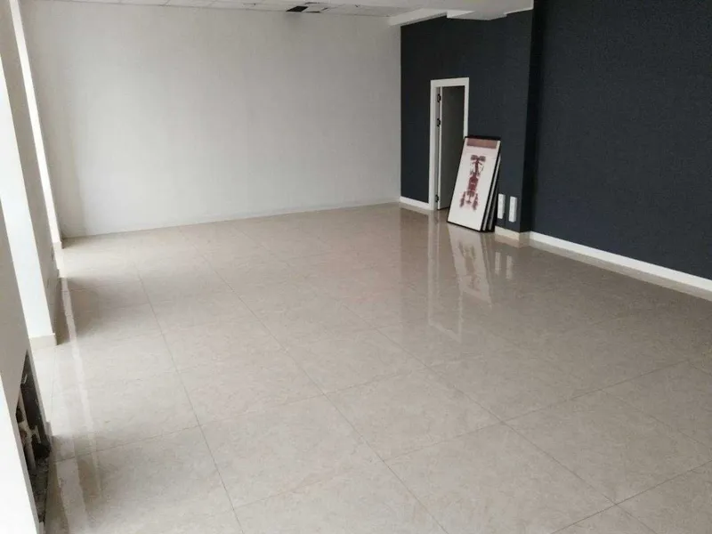 Срочно сдаётся офис 120 м² в Сквере, рядом с Вестминстером. — фото 4
