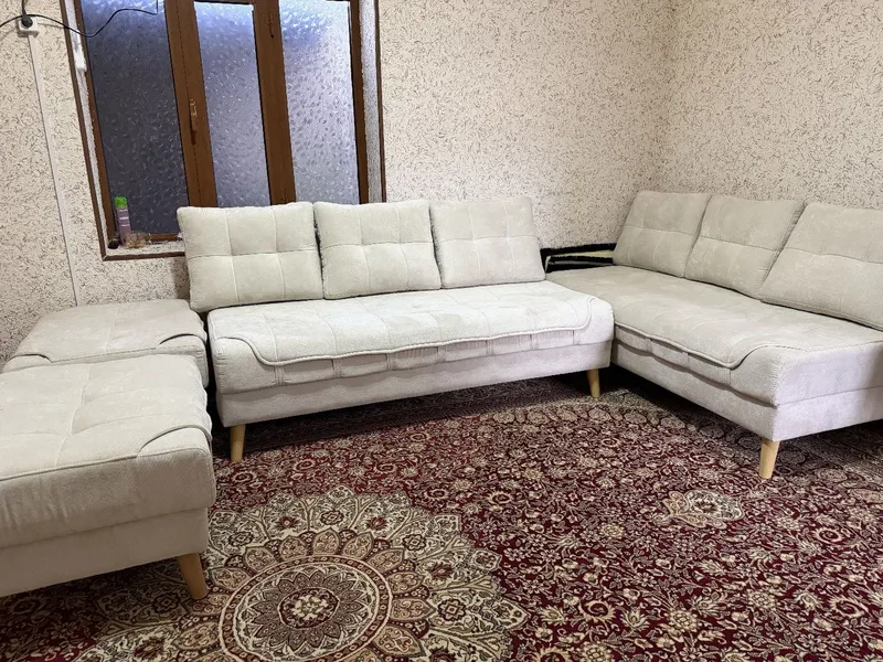 Ugolok sotiladi. Xolati a'lo. 3 Ugolok sotiladi. Xolati a'lo. 3