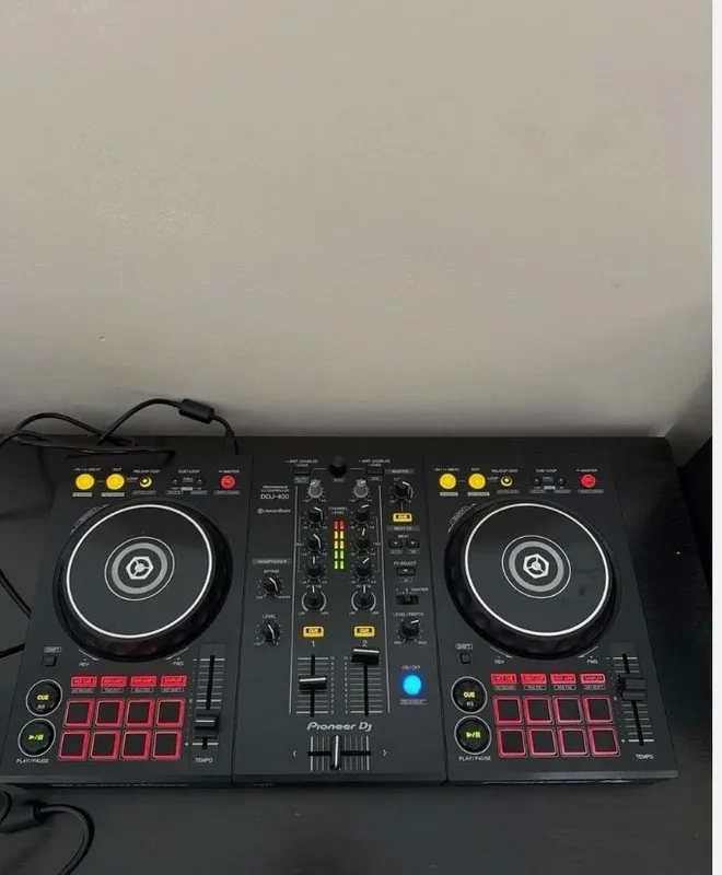 dj ddj 400