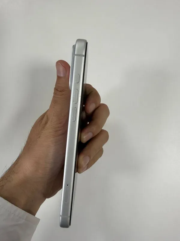 Iphone 17 pro max sotiladi idial — фото 1