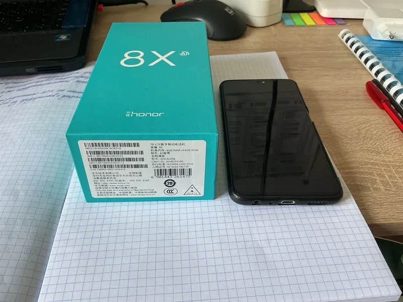 Honor 8X 4/64GB Black в отличном состоянии (Полный комплект)