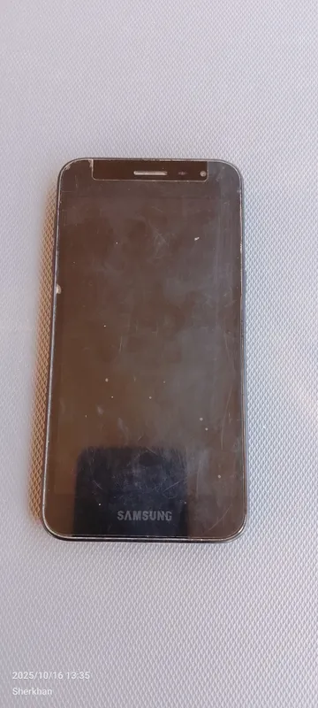 Smartfon samsung J2 core