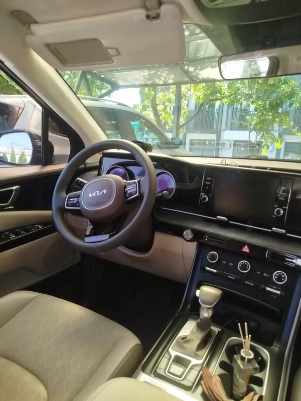 Продается Kia Karnival Hai Limuzin 2 Продается Kia Karnival Hai Limuzin 2
