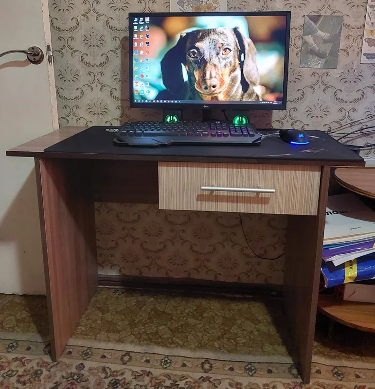 Стол компьютерный МДФ 1