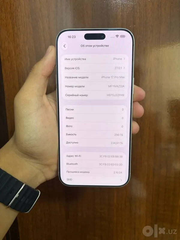 Apple 17 pro max 4 Apple 17 pro max 4
