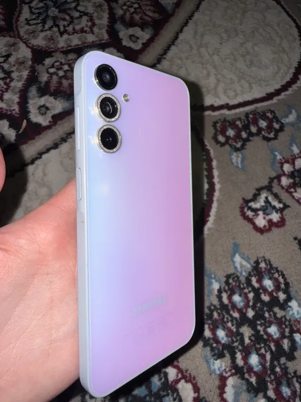 Samsung galaxy a15 Srochno sotiladi
