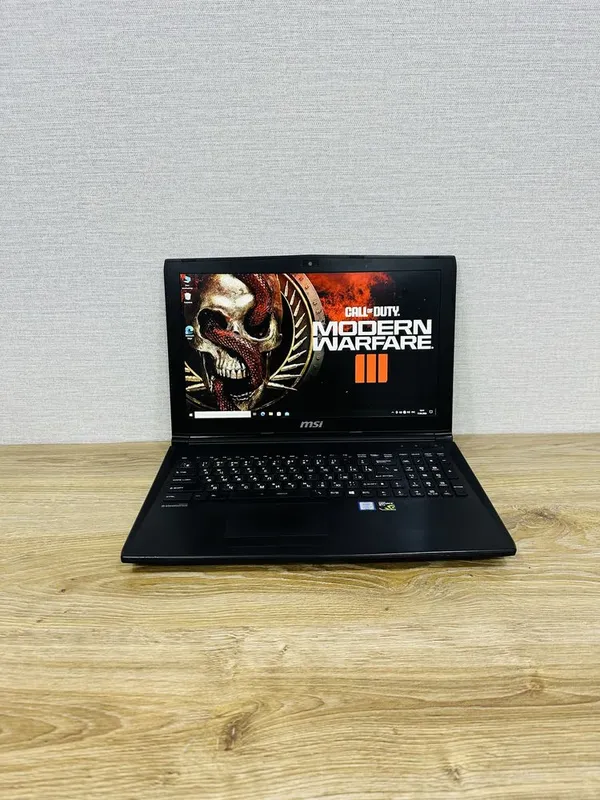 MSI Core i7-8 Ядерный Мощный, Игровой ноутбук для Игр и Программ 1