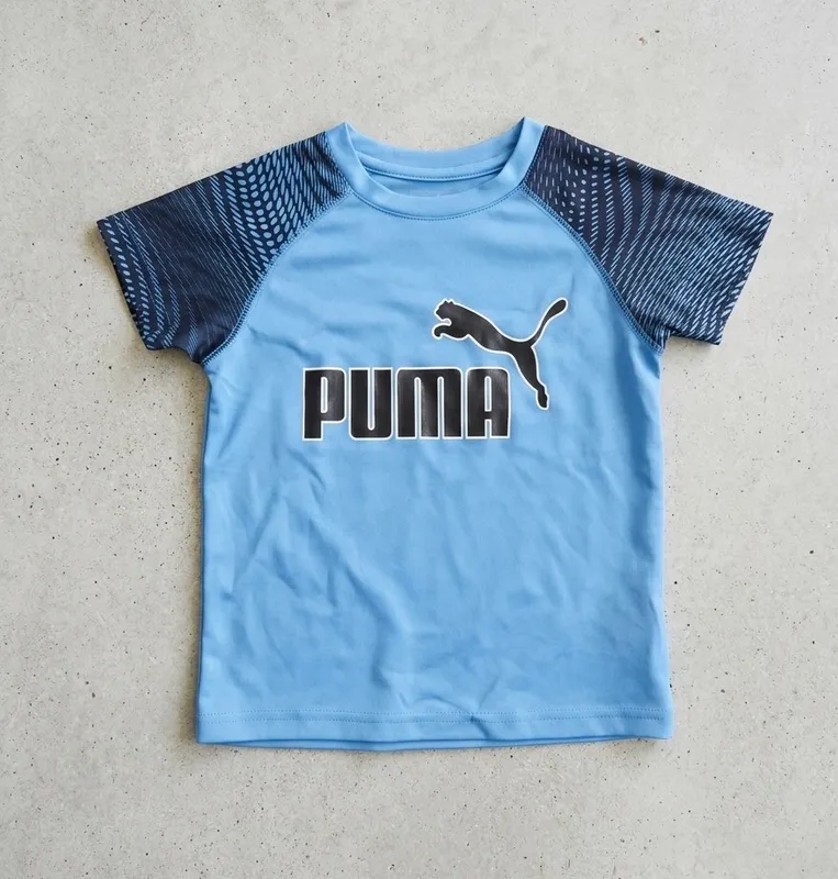 Спортивный костюм Puma (футболка + шорты) — фото 1 Спортивный костюм Puma (футболка + шорты) — фото 1