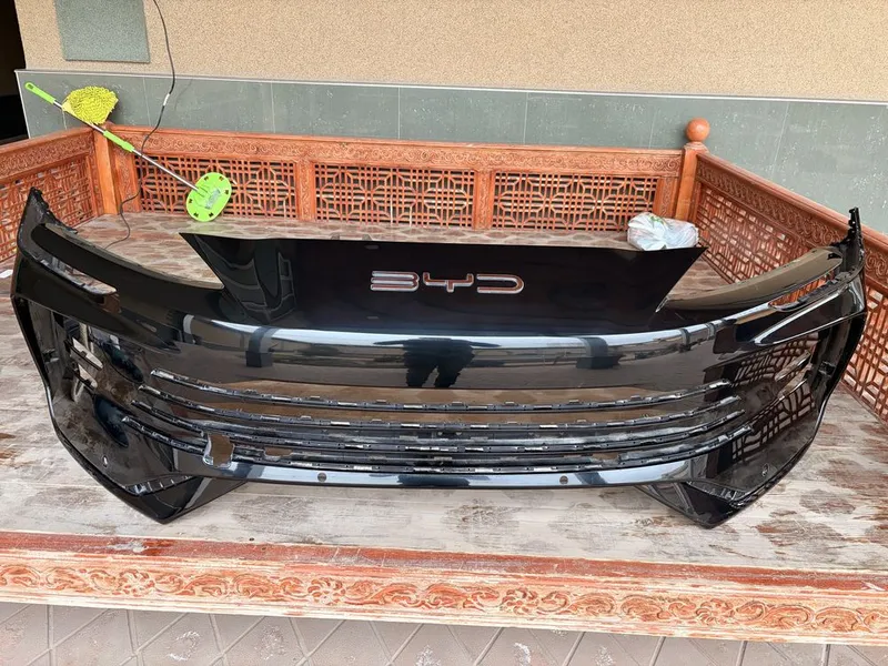 BYD Chempion DMi бампер